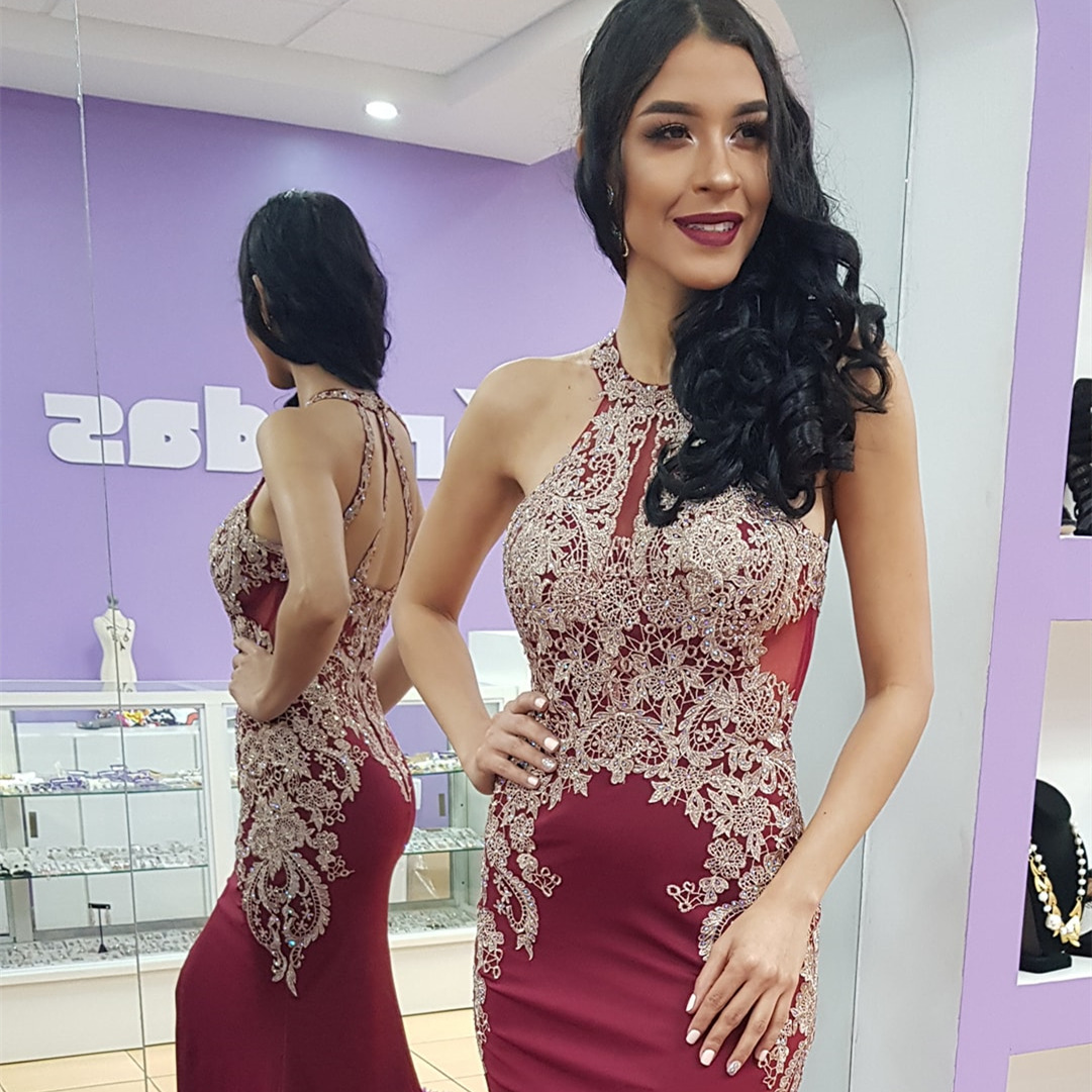 Halter Backless Mermaid Prom Dresses Lace Appliques Sleeveless Long Burgundy Satin Evening Gowns Side Slit Charming Birthday Party Dress Special Occas