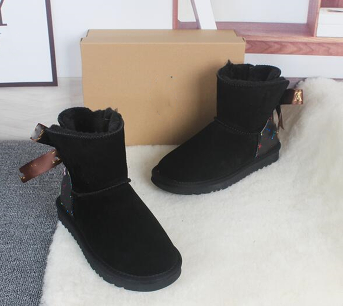 Classic Designer Fur Snow Boots Winter Women Genuine Cow Split Leather Bow Ribbon Warm Bow Shoes With Children Sizes