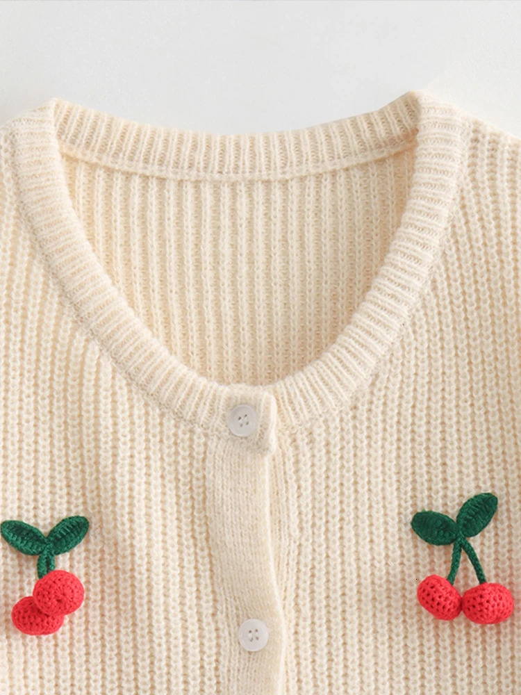 3d Cherry Knit Shirts Women Fashion O-neck Single Breasted Half Sleeve Open Stitch Female Blouses 2024 Spring Summer Lady Tops 240703