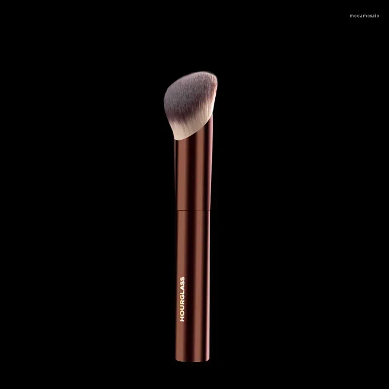 Makeup Brushes Hourglass Brush- No.21 Ambient Soft Glow Foundation Brush Fiber Hair Fashion Design Single Face