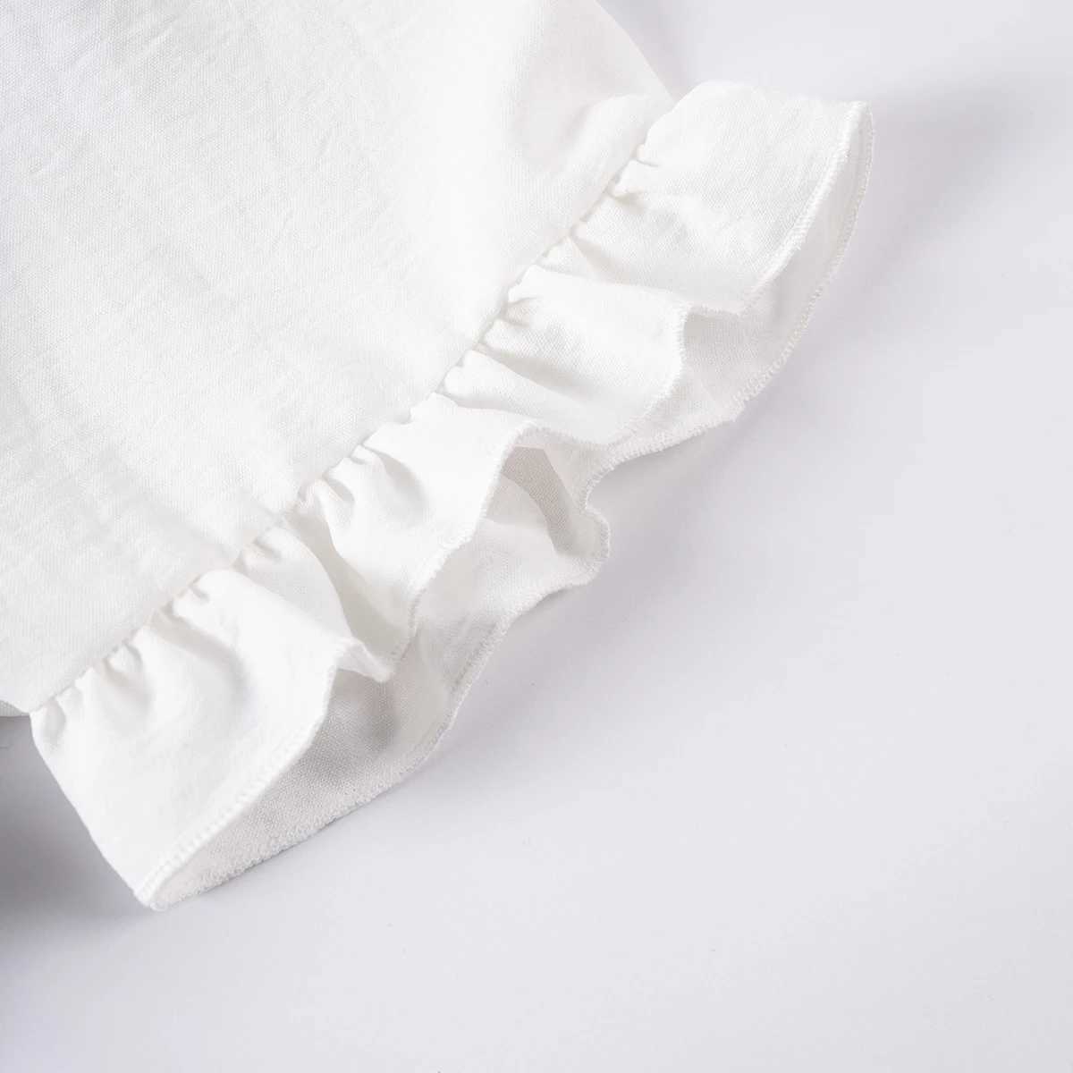 Clothing Sets Baby Girl Set Summer Solid Color Hollow Embroidered Top+Pure White Breathable Ruffle Edge Shorts 2 Piece Set for Daily+Birthday R240708