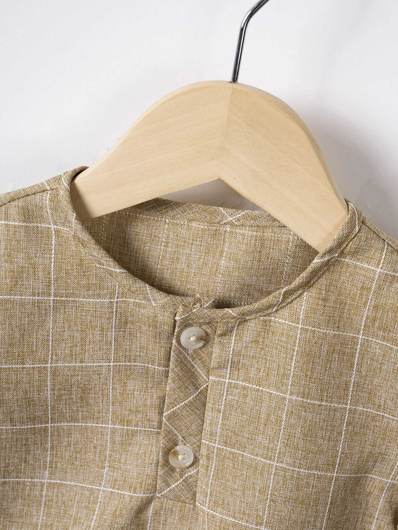 Clothing Sets New Baby Short Sleeve Shorts Set Kids Casual Boys Summer Striped Cotton Linen Short Sleeve Shorts Combo Set R240708