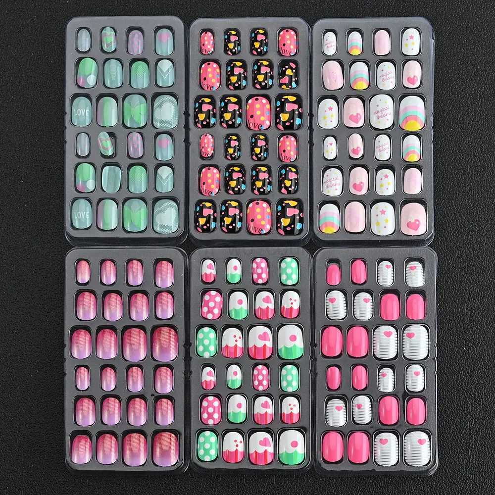 24pcs/box Candy False Nail Cartoon Full Cover Press On Fake Nails Tips Kawaii Acrylic Artificial Fingernails for GirlsM240708