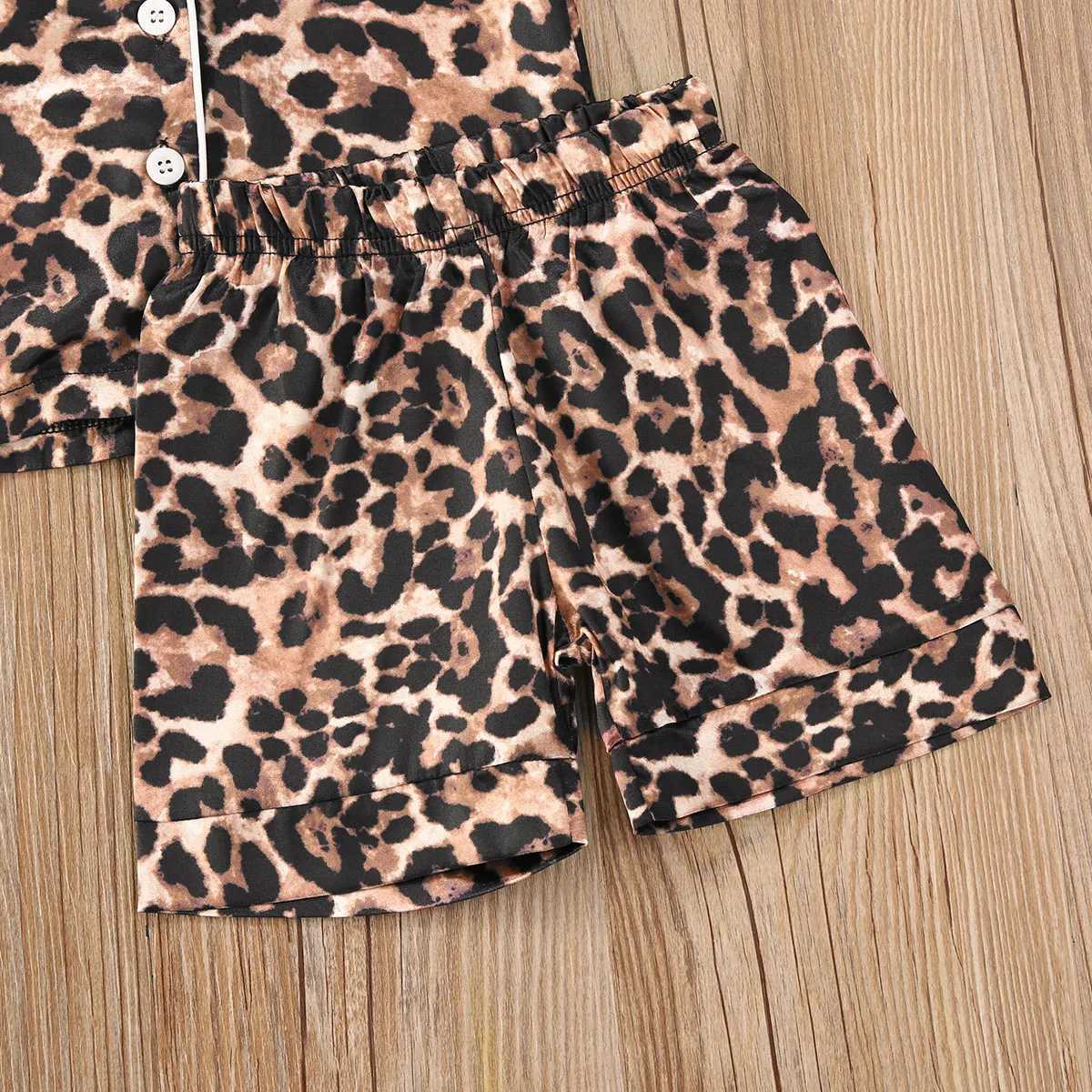 Clothing Sets 2020 New 1-6Years Fashion Toddler Baby Boy Girl Leopard Pajamas long / short sleeve Top Pants Button-Down Sleepwear Nightgown R240708