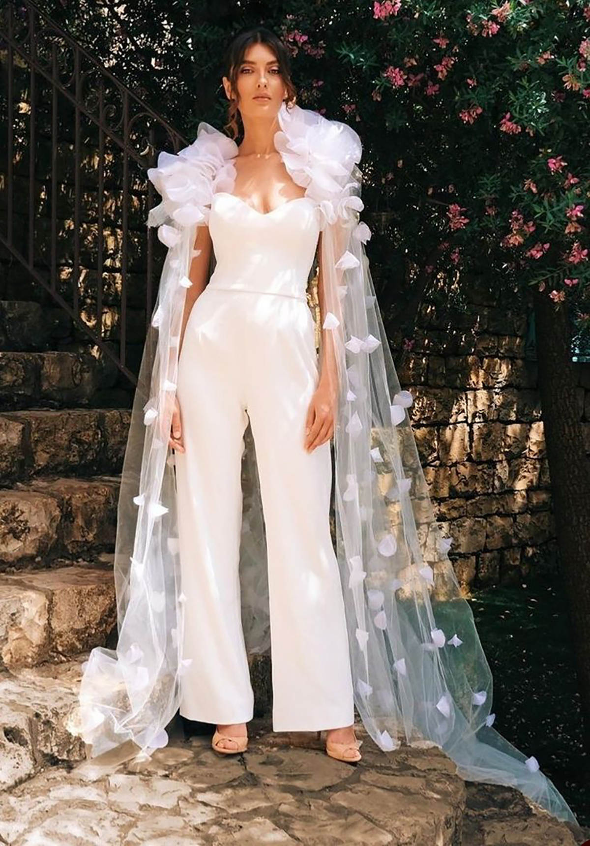 Modern Mermaid Wedding Dresses Jumpsuits Strapless Satin Bridal Gowns With Wrap Sxey Backless Bride Dress Custom Made