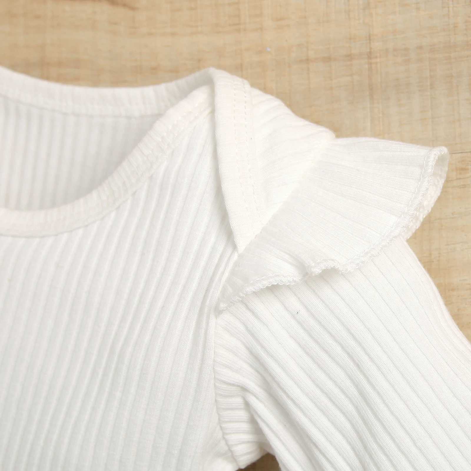 Clothing Sets Infant Baby Girls 3PCS Romper Suit Long Sleeve Plain Ribbed Snap Romper + Daisies Ruched Long Pants with Belt + Bow Headband R240708