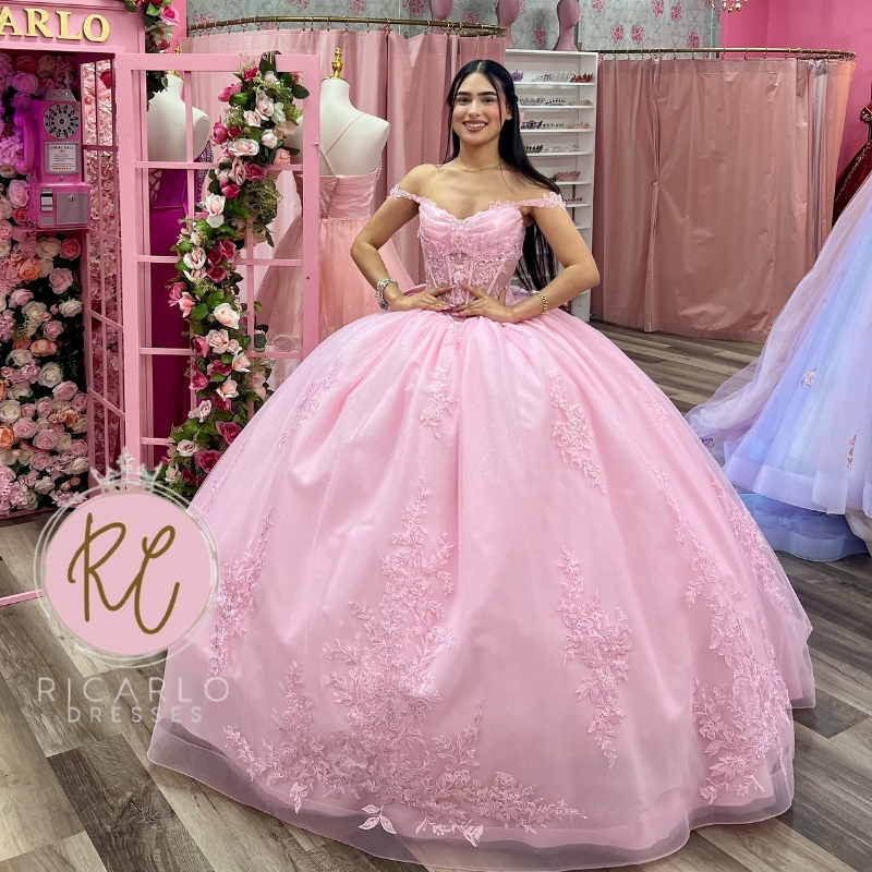 Pink Quinceanera Dresses Ball Gown Off The Shoulder Beading Appliques Lace Tull Corset Sweet 16 Vestidos De 15 Anos
