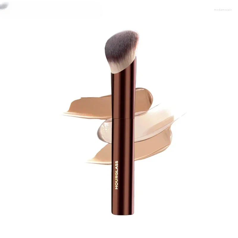 Makeup Brushes Hourglass Brush- No.21 Ambient Soft Glow Foundation Brush Fiber Hair Fashion Design Single Face