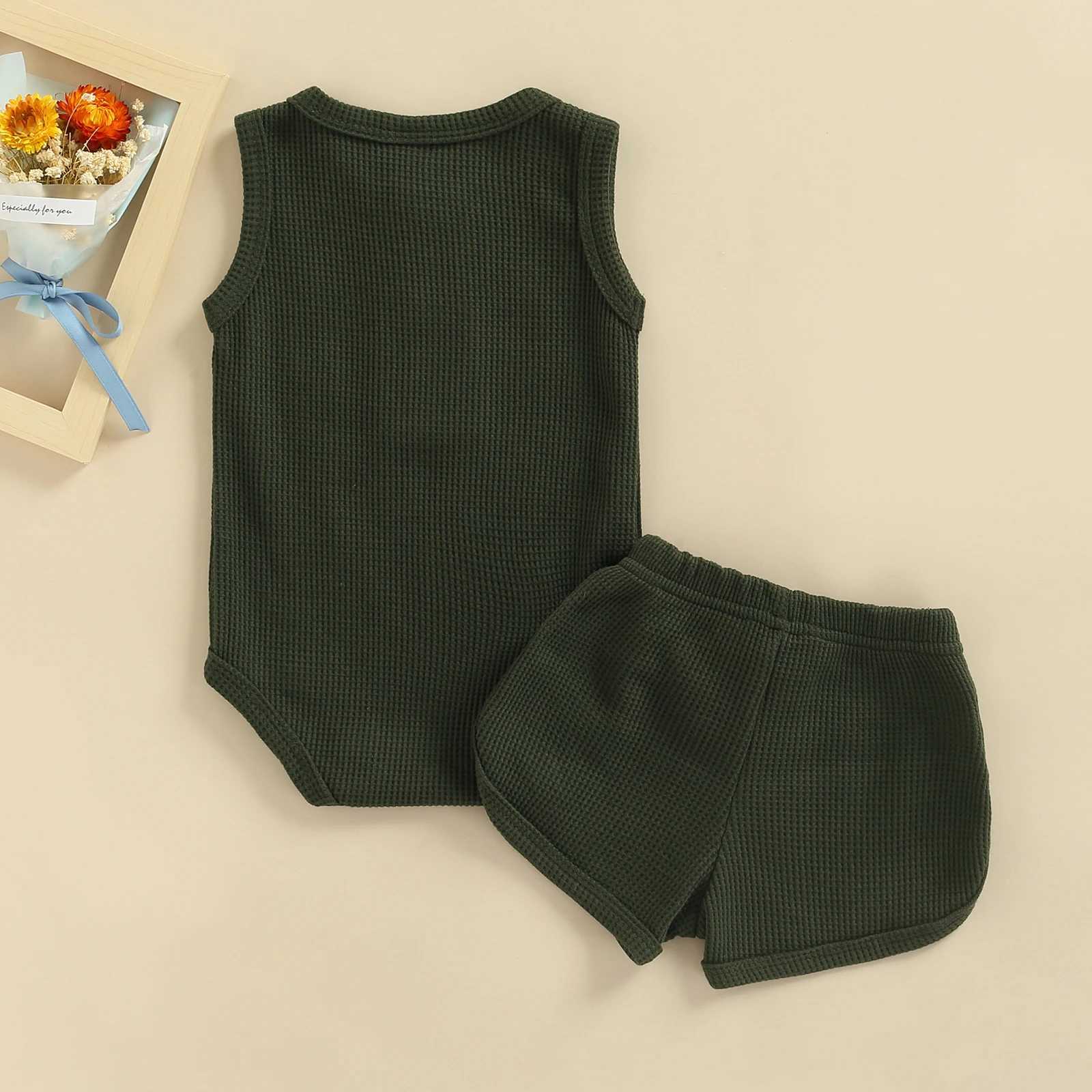 Clothing Sets Infant Baby Boy Clothing Set Newborn Infant Round Neck Sleeveless Solid Color Romper Elastic Waist Shorts R240708