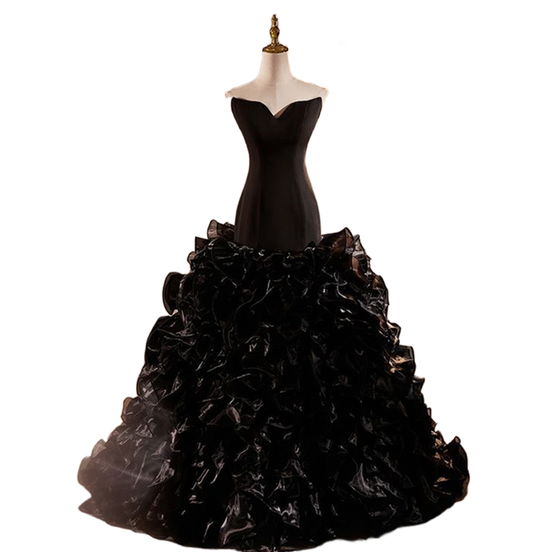 Ruffles Tiered Black Mermaid Wedding Dresses Floor Length Strapless Sleeveless Vintage Bridal Gowns Satin With Organza Gothic Bride Dress 2024
