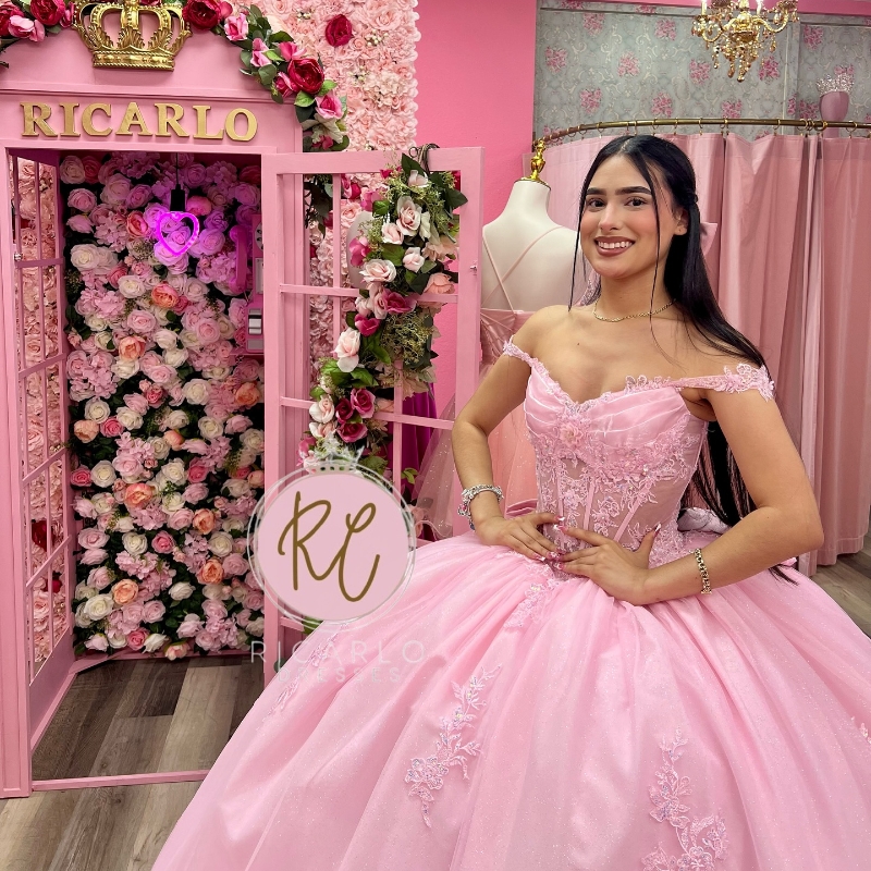Pink Quinceanera Dresses Ball Gown Off The Shoulder Beading Appliques Lace Tull Corset Sweet 16 Vestidos De 15 Anos
