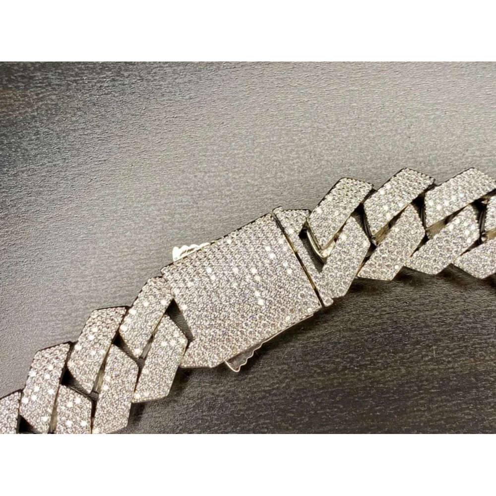 Moissanite Hiphop Jewelry 925 Sterling Silver 20mm Diamond Cuban Chain Iced Out Missanite
