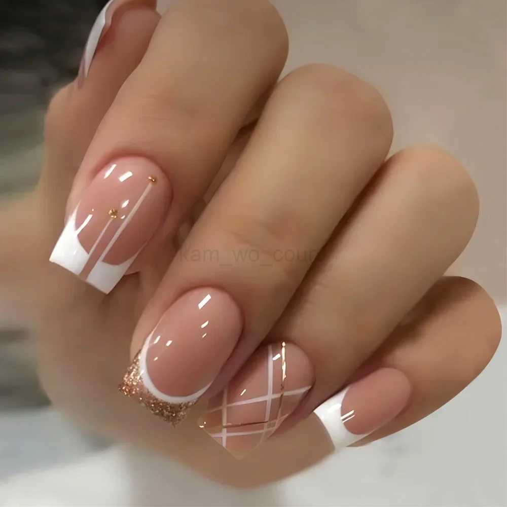 24Pcs Short Square Coffin False Nails Fake Nail with Glue French Glitter Wearable Ballet Design Nails Set Press on Nail TipsM240709