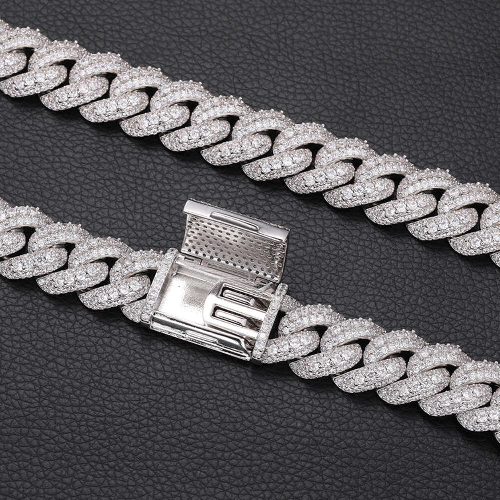Hip Hop Mens Jewelry Cubana Pass Diamond Tester 18mm Iced Out Moissanite Cuban Link Chain Necklace with Gra Certificate