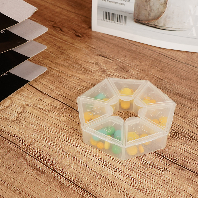 Seven Days Portable Storage Heptagonal Braille Labeling Pill Holder