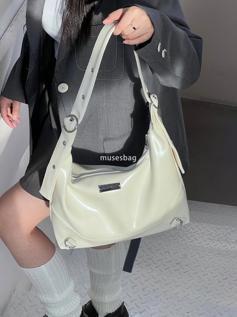 Niche Design Bag Tote Bag Versatile Fashion Commuting Large Capacity Bag Advanced Soft Leather One Shoulder Crossbody Bag for Women