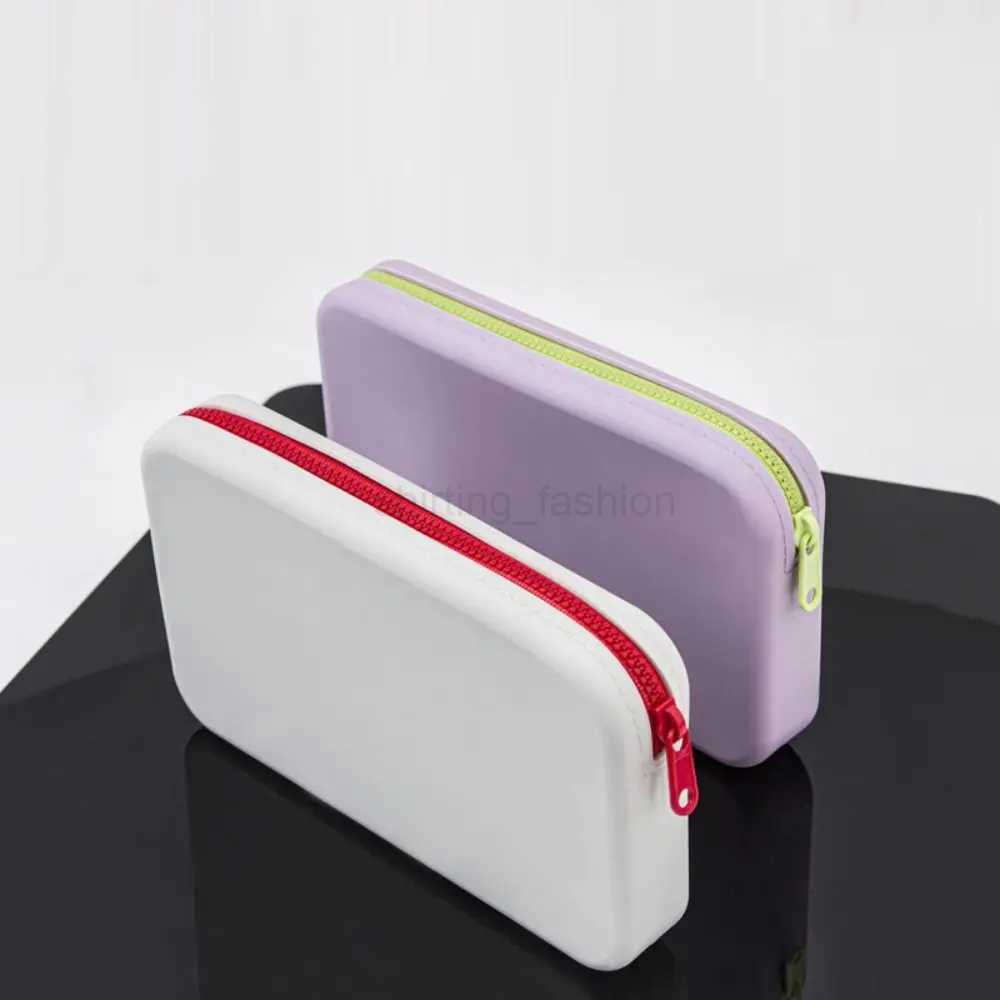 Waterproof Large Capacity Cosmetic Storage Bag with Zipper Square Silicone Makeup Pouch Makeup Brush Holder Travel Storage PouchCL240708