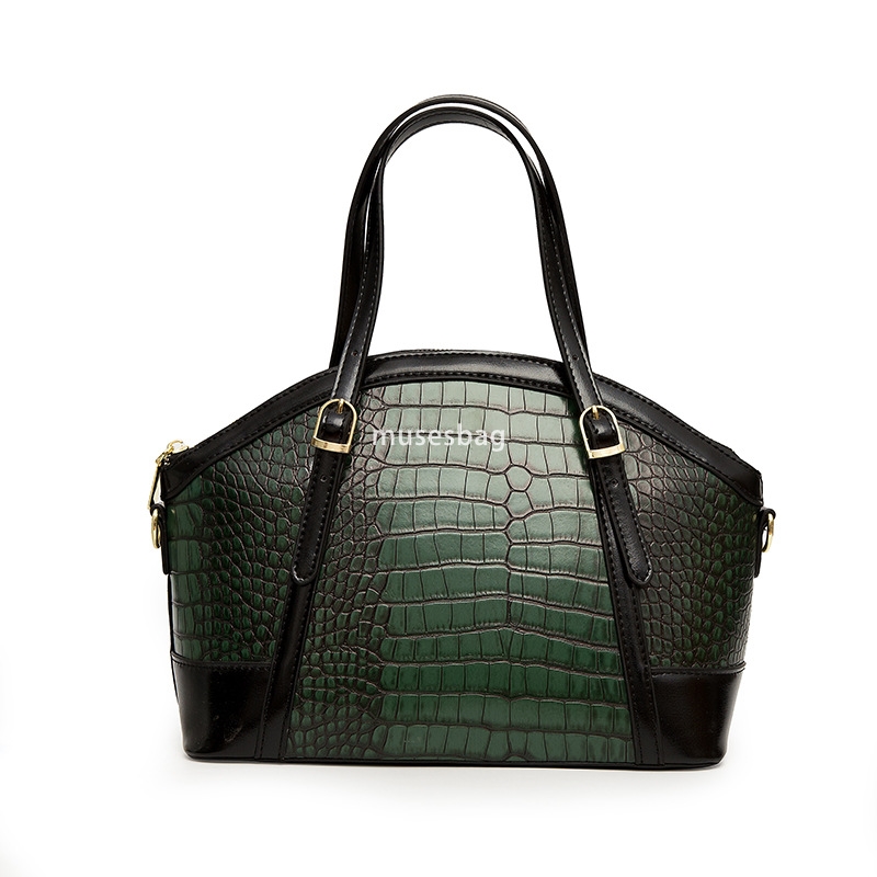 European and American retro niche design fashion trend crocodile pattern single bag women's shoulder bag fashion large capacity leisure bag trave