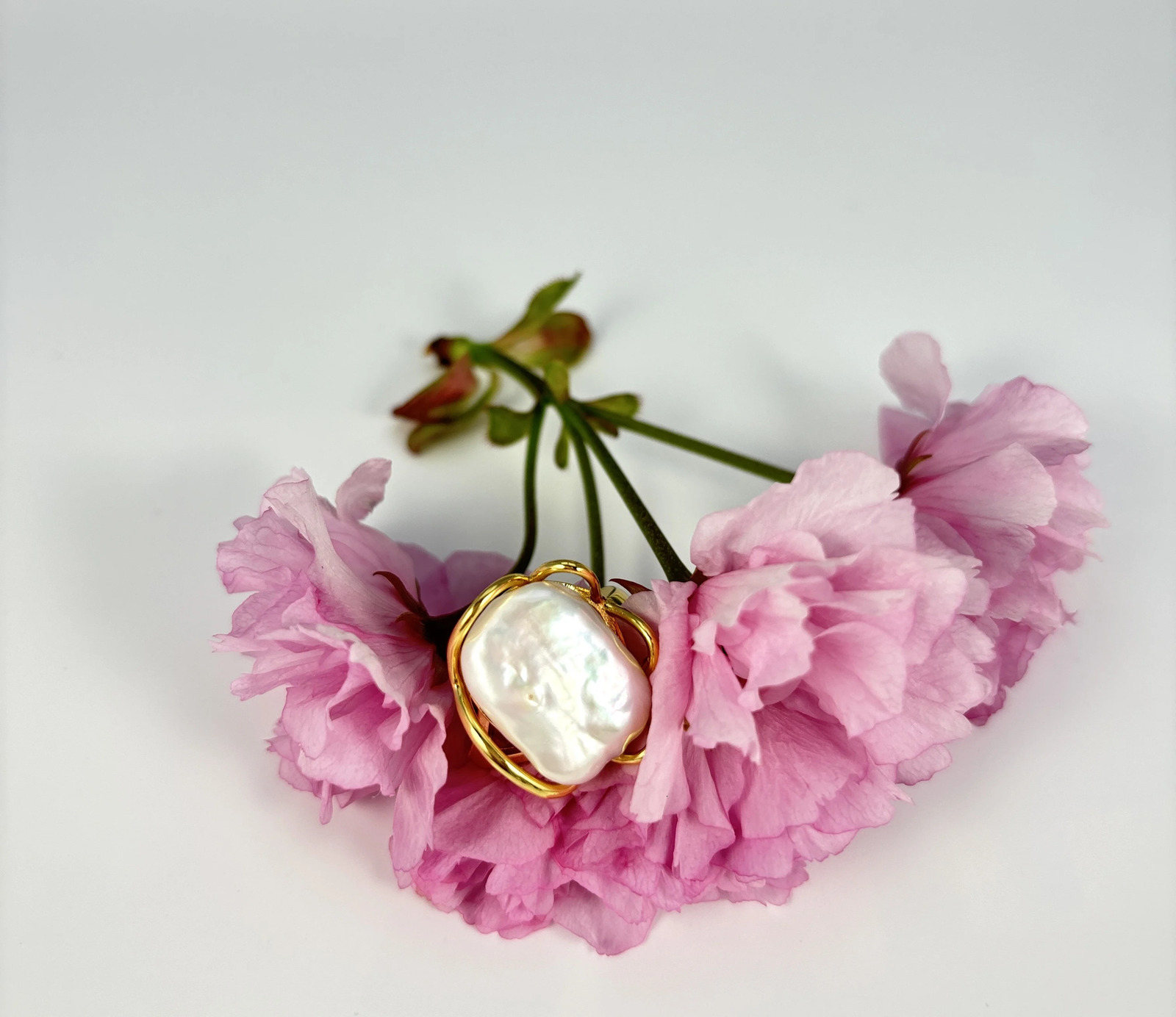 Pearl Statement Ring - Gold Plated with Baroque Pearl 240626