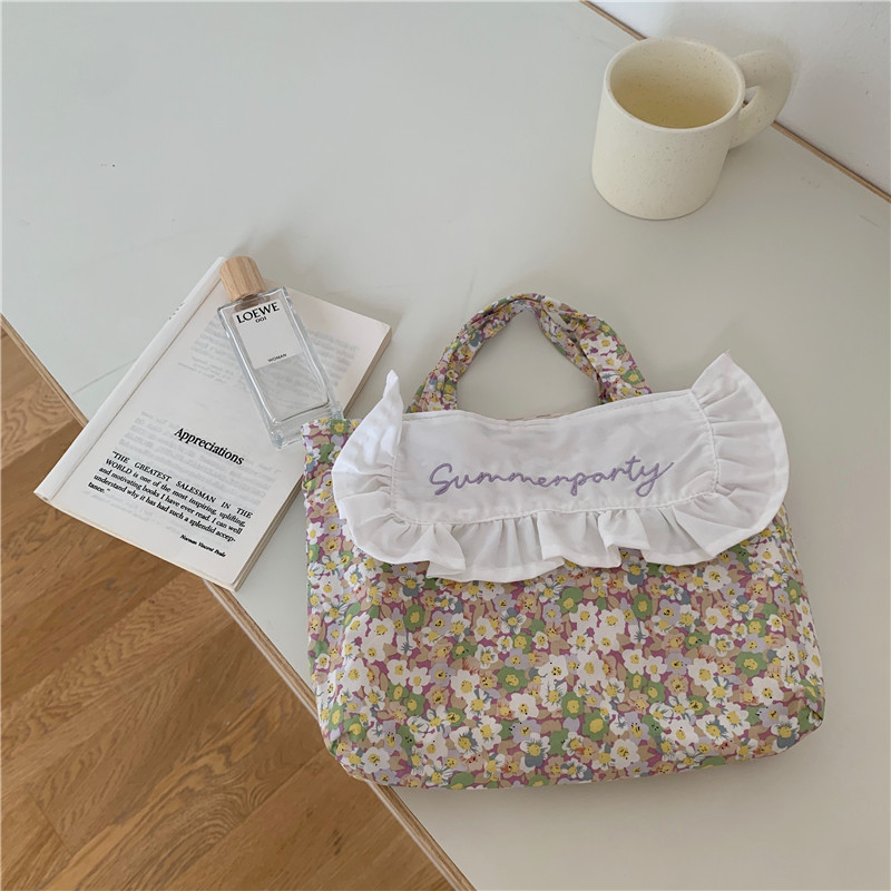 Sweet niche design Japanese and Korean chic sweet lotus edge bento bag fresh floral embroidery handbag girl student bag