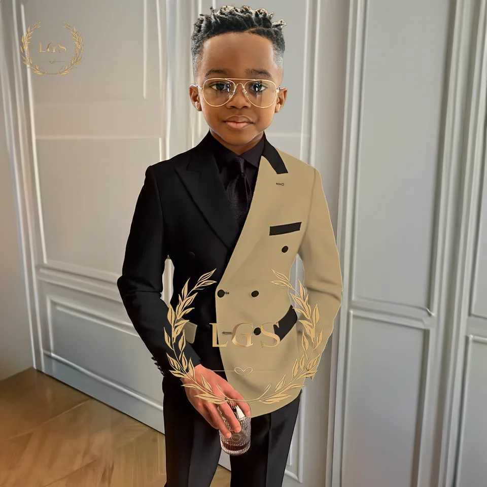 Suits Boys Black and White Suit Slim Peak Lapel Double Breasted 2 Piece Formal Wedding Event Tuxedo Double Breasted Blazer + Pants