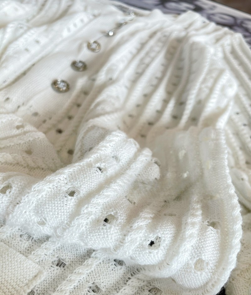 Fashion Metal Clasp Wispy Empty Twist Knitted Vest Casual Dress Women Summer Dresses Female Loose Breathable Designer Clothing White