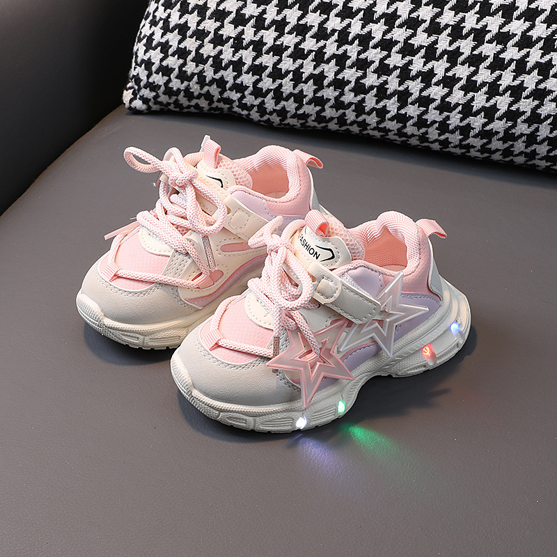 Children's sports with lights on: 1-6 3 years old, boys' dad girls' running shoes, non slip soft soles, and trendy toddler walking shoe