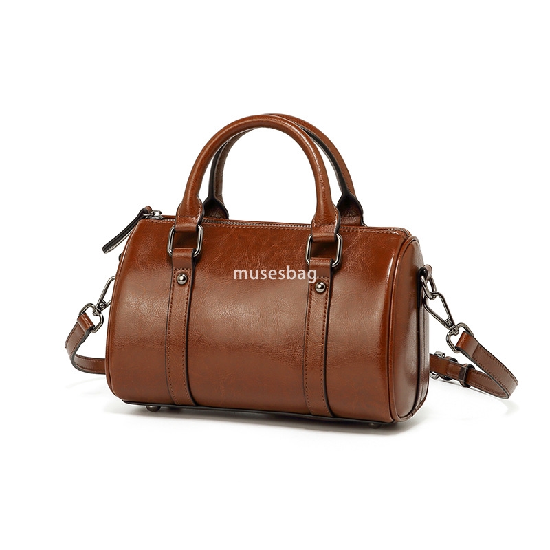 Street trend fashion niche design new pillow bag versatile genuine leather women's bag handbag oil wax leather one shoulder crossbody