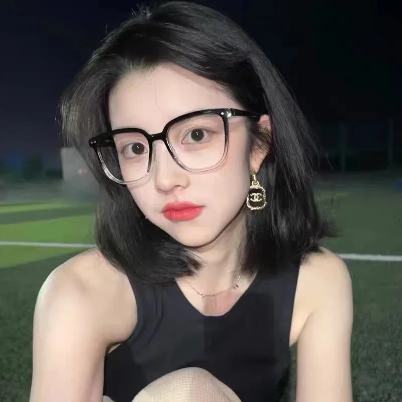 Light Frame Anti Blue Glasses Transparent Black Optical Glasse Women Men Square Eyewear Blocking eyeglasse Spectacle Eyeglasses 240708