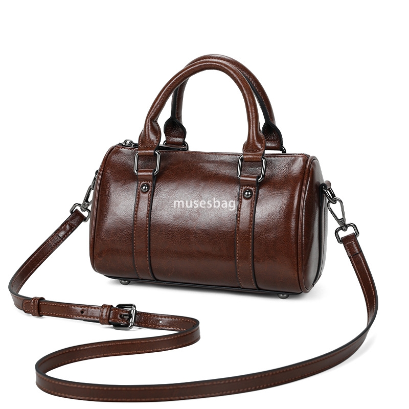 Street trend fashion niche design new pillow bag versatile genuine leather women's bag handbag oil wax leather one shoulder crossbody