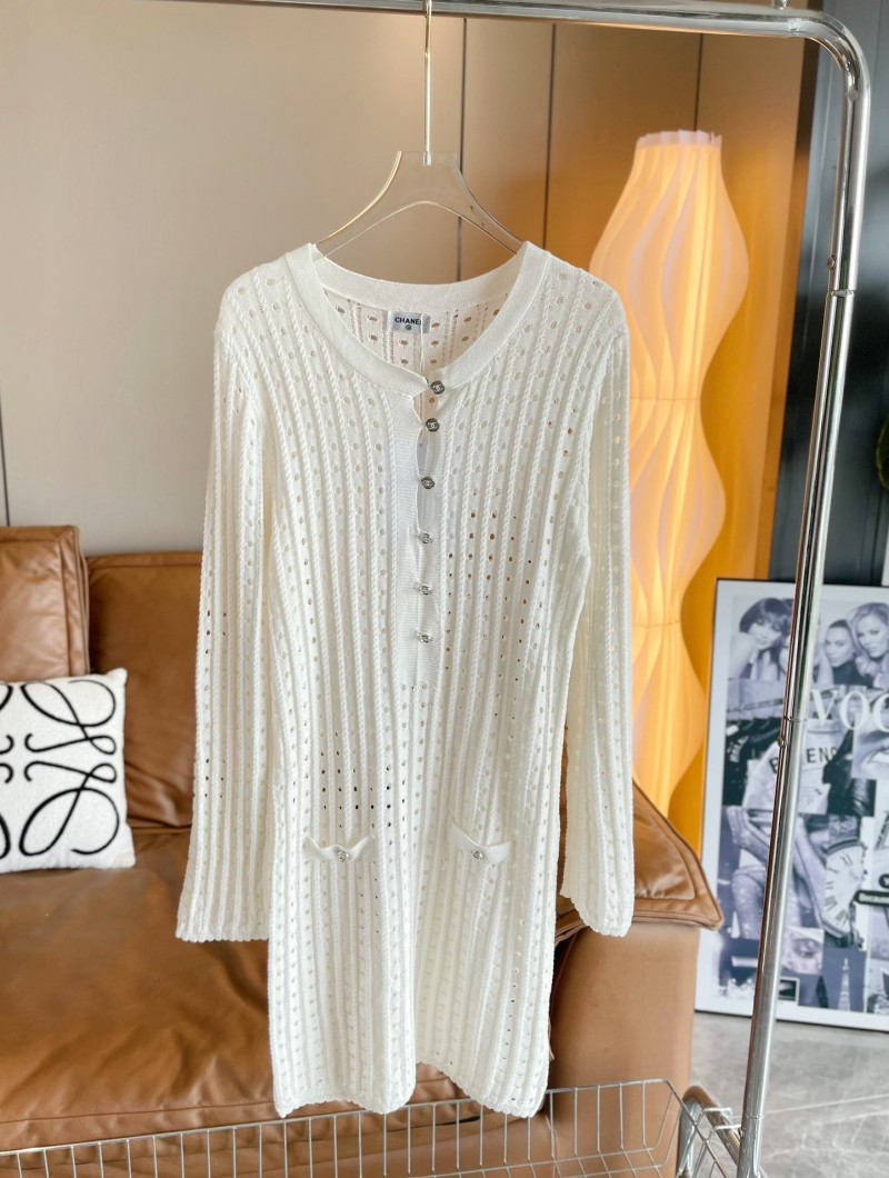 Fashion Metal Clasp Wispy Empty Twist Knitted Vest Casual Dress Women Summer Dresses Female Loose Breathable Designer Clothing White