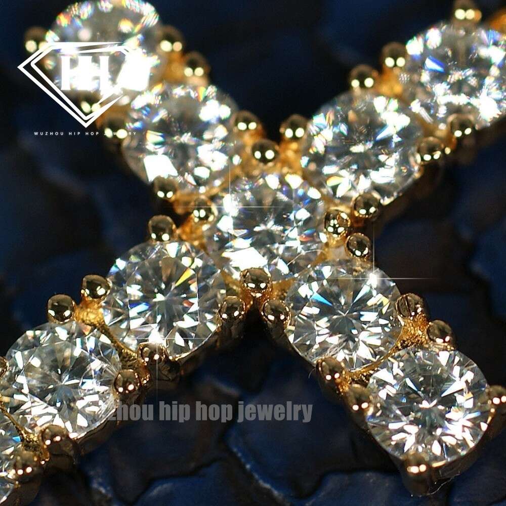 Custom Jewelry Mens Womens Hiphop Crucifix Charm 925 Silver 561ctw Crushed Iced Moissanite Cross Pendant for Necklace