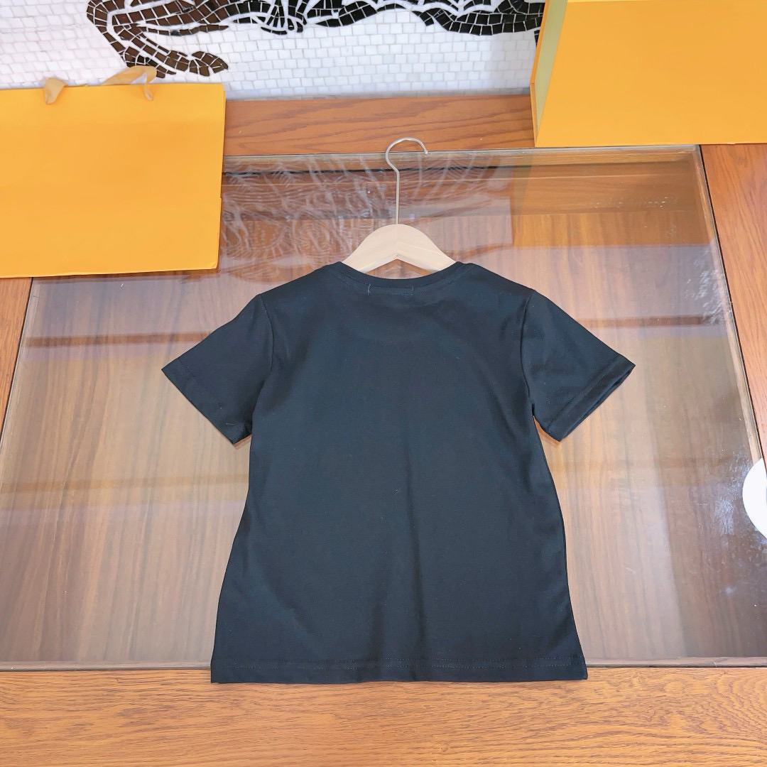 Tshirts Luxury Kids TShirts Designer Print Tshirt Brand Short Sleeves Fashion Letter Boys Girls Tops Leisure Child Tees 8 Summer Cotton T Shirt DZD240