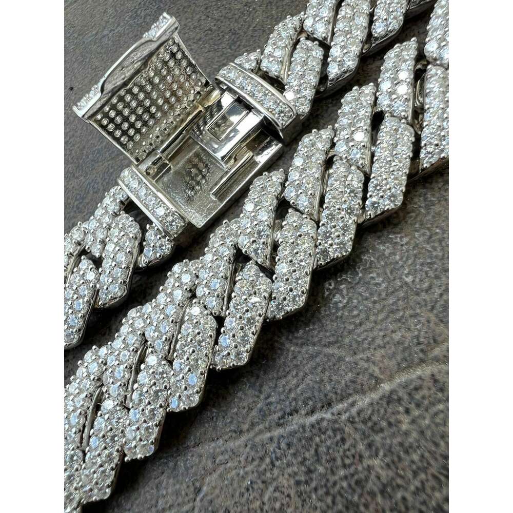 Custom Hip Hop Ice Out Mossanite Necklace 925 Sterling Silver Vvs Moissanite Cuban Link Chain