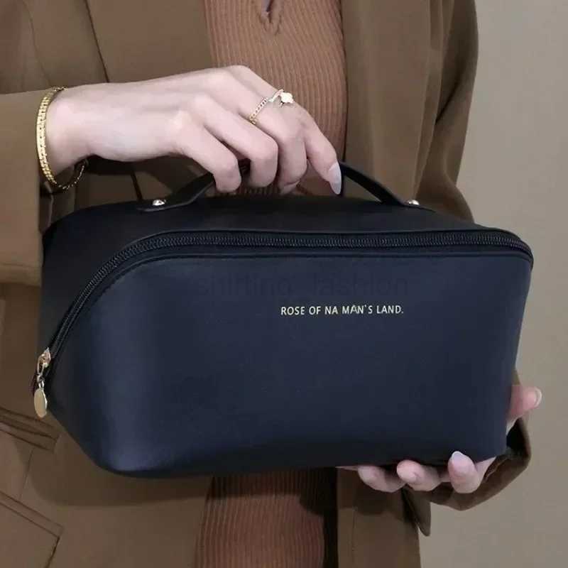 Large-Capacity Travel Cosmetic Bag Portable PU Makeup Pouch Women Waterproof Bathroom Washbag Multifunctional Toiletry KitCL240708