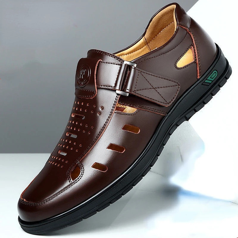 Sandals Summer Men Cozy Hollow Non-slip Soft Cool Lighted Breathable All-match Classic Wearable Fashion Casual Leather Sandals a240708