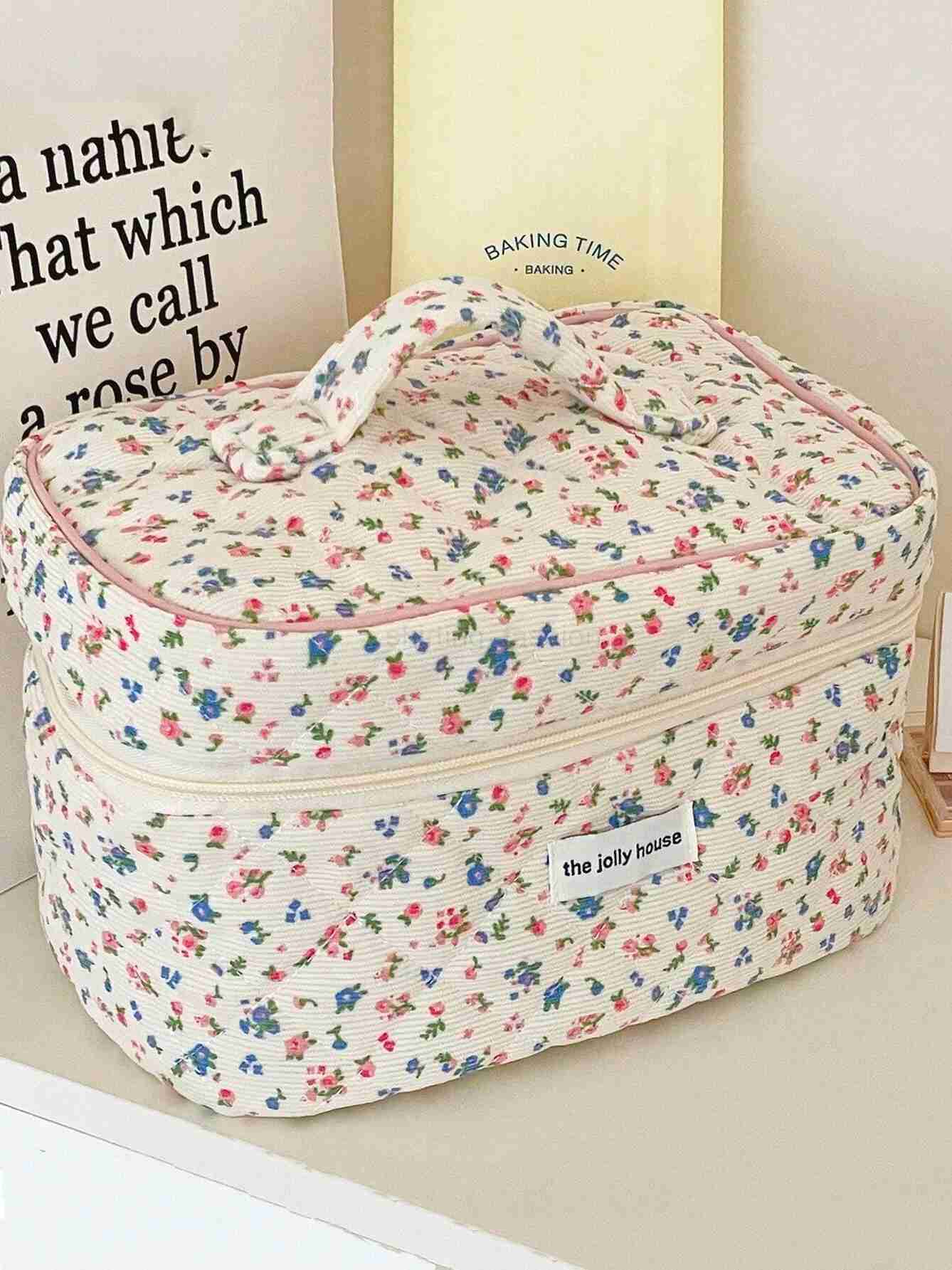 Lovely Floral Stitching Corduroy Cosmetic Bag For Storing Skin Care ltems Lipsticks Accessories Travel Necessity Birthday GiftCL240708