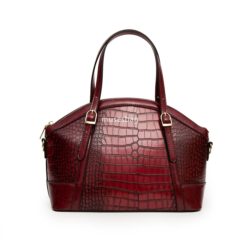 European and American retro niche design fashion trend crocodile pattern single bag women's shoulder bag fashion large capacity leisure bag trave