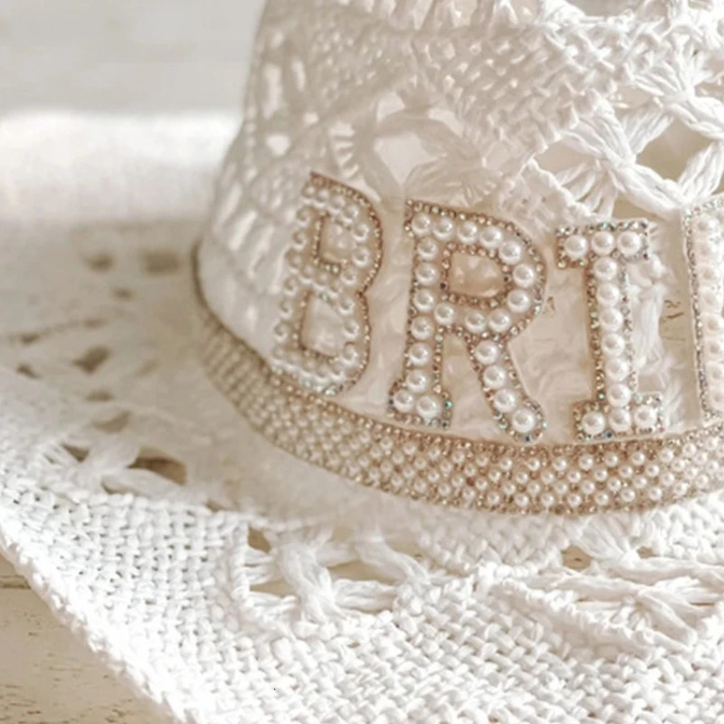 White Elegant Cowgirl Hat Bride Wedding Po Costume Props Summer Hollow Out Women Girl Hat Western Style Cowboy Caps 240701