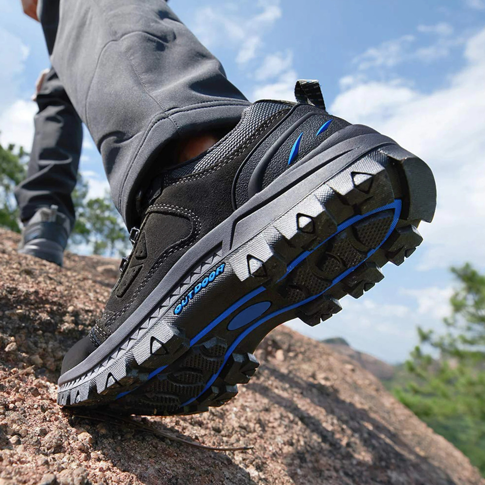 GOLDEN CAMEL Hiking Shoes Outdoor Male Sneakers Waterproof Tactical Trekking Shoes for Men Autumn Climbing Camping Non-slip 240710