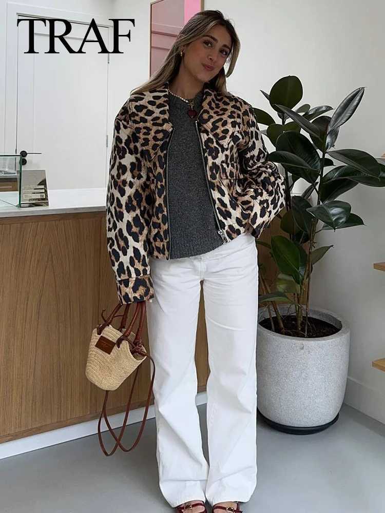 Women's Jackets TRAF retro casual womens jacket with leopard print zipper lapel short jacket new fashion 2024 spring holiday jacket J240708
