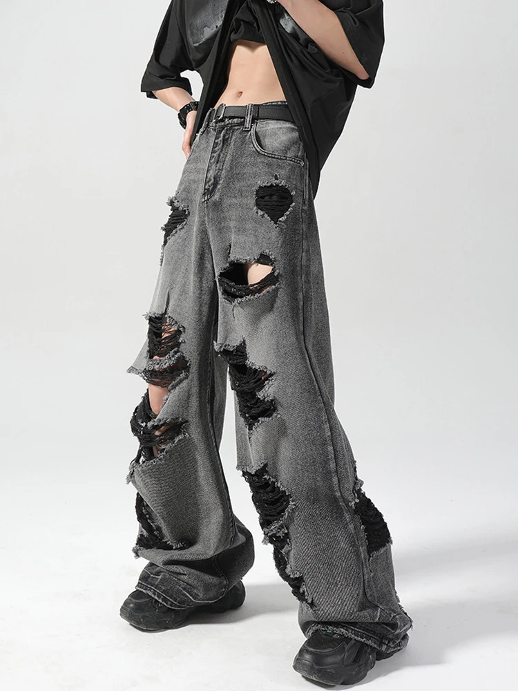 Vintage Y2K Ripped Jeans Men Streetwear Spring Summer Fashion Loose Straight Denim Pants Mens Trendy Hollow Out Wide Leg Jeans 240704