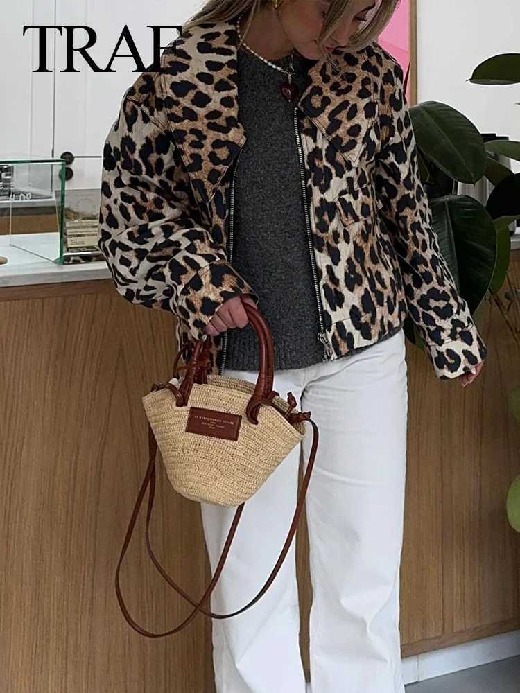 Women's Jackets TRAF retro casual womens jacket with leopard print zipper lapel short jacket new fashion 2024 spring holiday jacket J240708