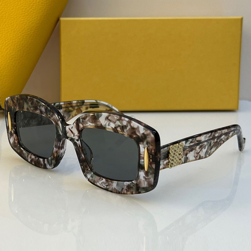 Womens Screen sunglasses in acetateLW40114I Womens Designer black marble rectangular sunglasses UV400 protective goggles with gold face logo on legs