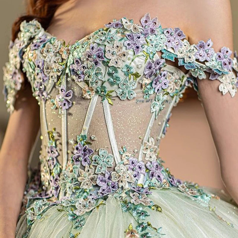 Light Green Princess Quinceanera Dresses Off Shoulder Lace Appliques Crystal Tull Ball Gown Sweet 16 Dresses Vestidos De 15