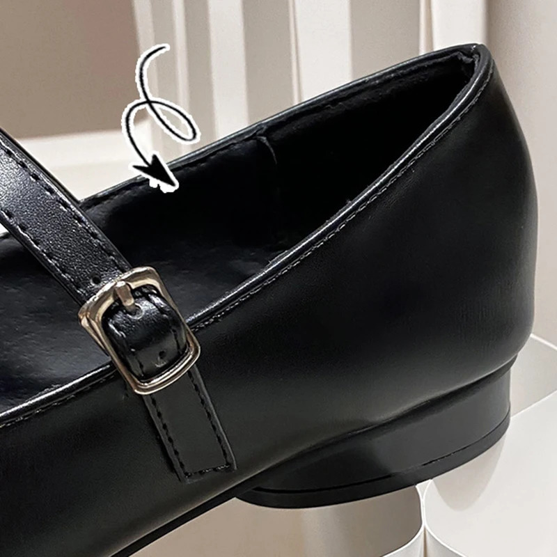 2024 Womens Fashion Pointed Lace Buckle Shoes Almond Vintage Kawaii Solid Womens Shoes Flat Bottom Casual Shallow Mouth Mary Slim Shoes 240710