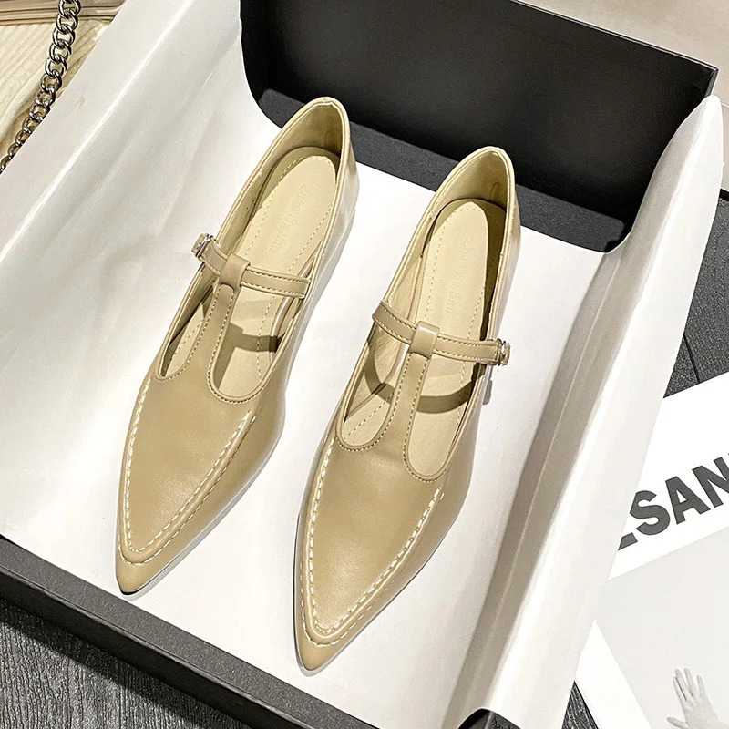 2024 Womens Fashion Pointed Lace Buckle Shoes Almond Vintage Kawaii Solid Womens Shoes Flat Bottom Casual Shallow Mouth Mary Slim Shoes 240710