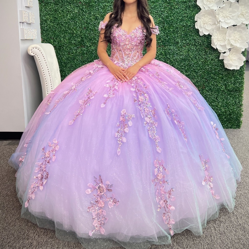 Lilac Princess Quinceanera Dresses Off Shoulder 3D ral Beads Tull Ball Gown Coset vestido 15 quinceaneras dorado Sweet 16