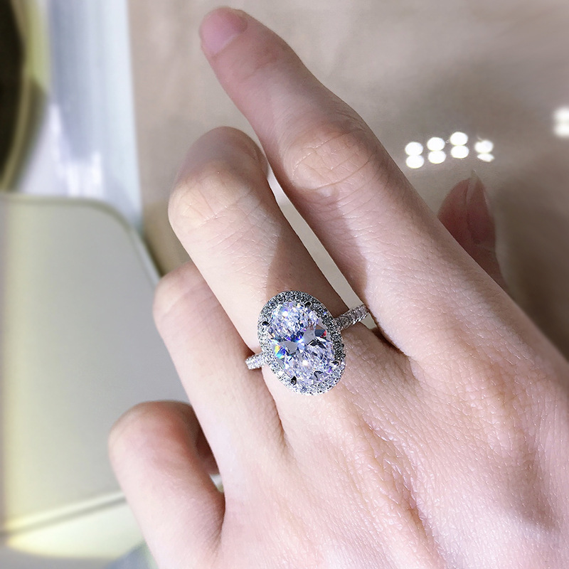 Moissanite Oval Engagement Ring: 2024 Dove Egg Large Cut Sterg Sier Eternity Band for Women