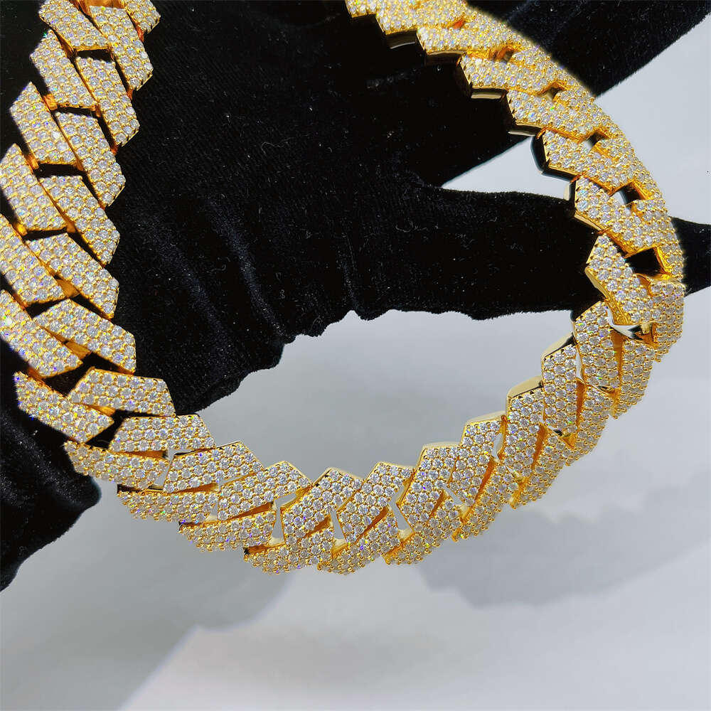 Ready to Ship Hip Hop Jewelry 20mm Width Iced Out Luxury Custom Moissanite Cuban Link Chain
